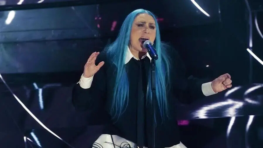 Sanremo 2024, la seconda serata: tra gli ospiti Allevi, John Travolta e il cast di Mare Fuori images Sanremo 2024, la seconda serata: tra gli ospiti Allevi, John Travolta e il cast di Mare Fuori