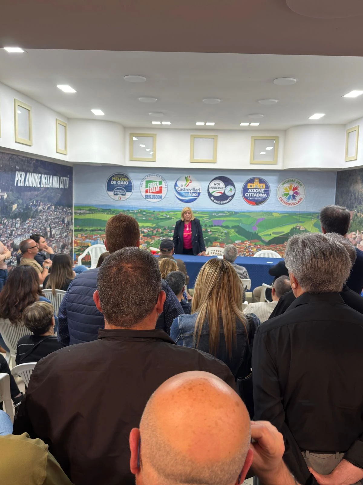 A Castrovillari il confronto con i candidati consiglieri di centrodestra