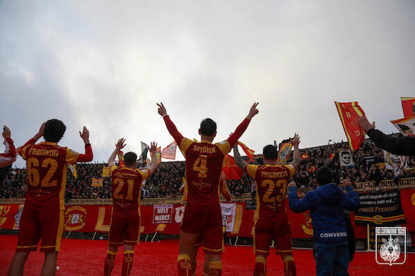 images Serie BKT, Padova e Catanzaro in campo alle 15: le formazioni ufficiali