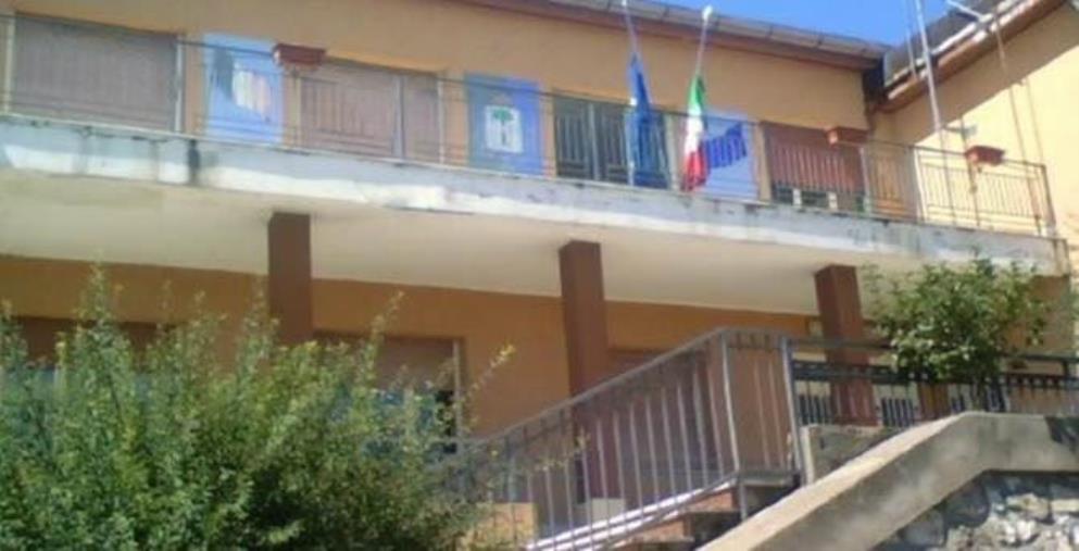 Comunali 2025, liste invertite sulle schede a Petronà: c'è il rischio di annullamento per le elezioni images Comunali 2025, liste invertite sulle schede a Petronà: c'è il rischio di annullamento per le elezioni