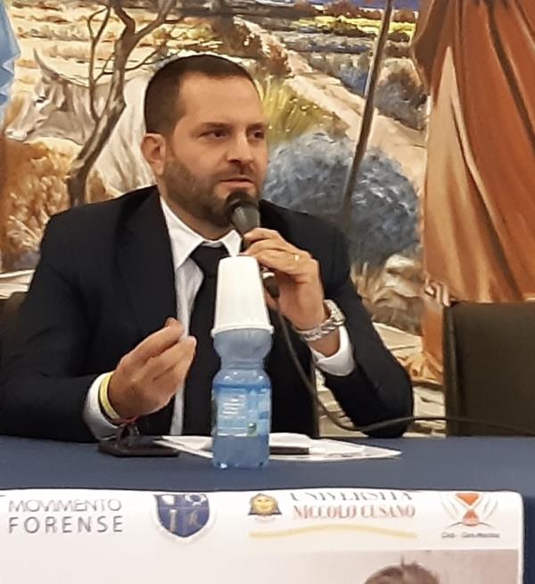 images Fase 2. Santacroce (FI): "Recuperiamo la stagione per gli artisti calabresi"  