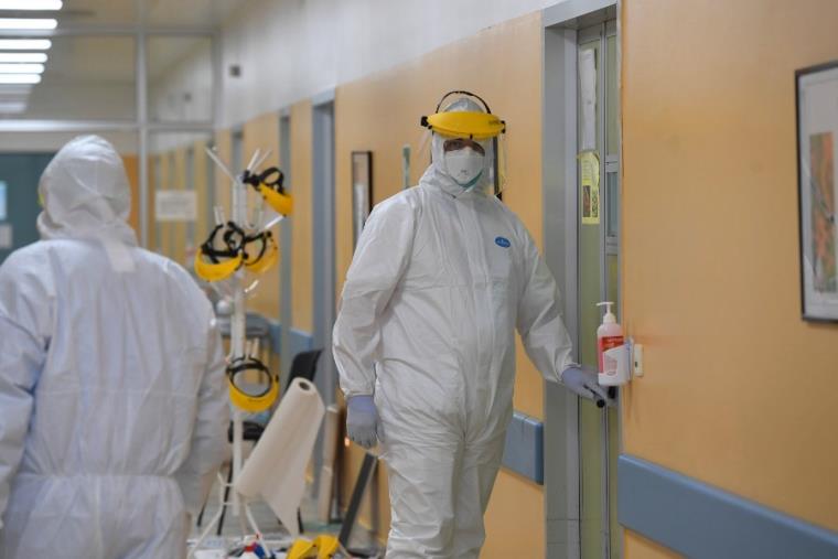 images Aumento dei contagi nel Reggino, riunione congiunta Gom e Asp: "Il 90% dei ricoverati non era vaccinato"
