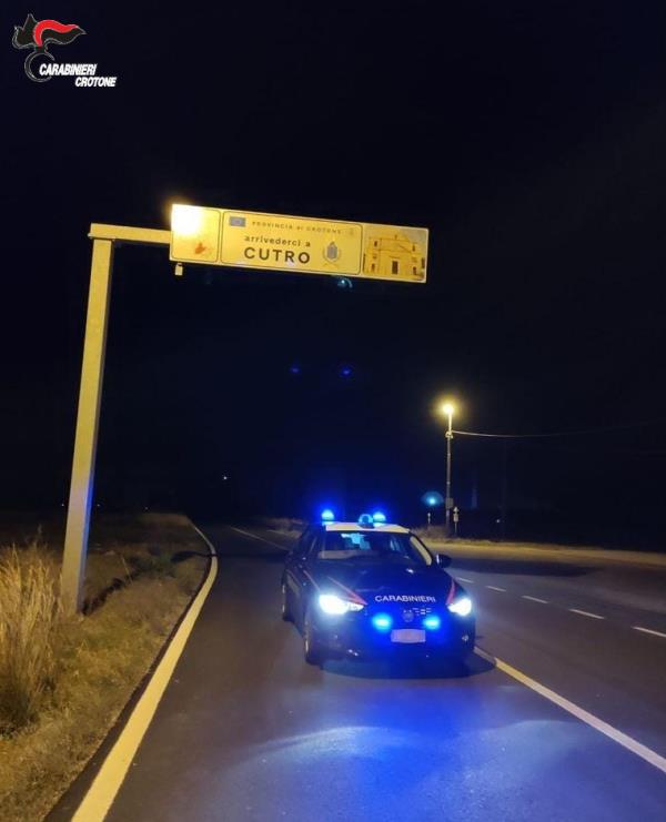 Cutro. Usura e tentata estorsione: finisce in manette un commerciante 61enne images Cutro. Usura e tentata estorsione: finisce in manette un commerciante 61enne