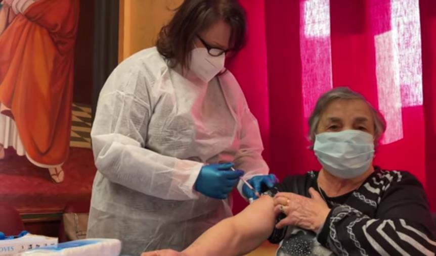 Vaccini, il report del Governo. In Calabria prima dose al 53,7% degli over 80: è penultima. A rilento anche gli over 70 images Vaccini, il report del Governo. In Calabria prima dose al 53,7% degli over 80: è penultima. A rilento anche gli over 70