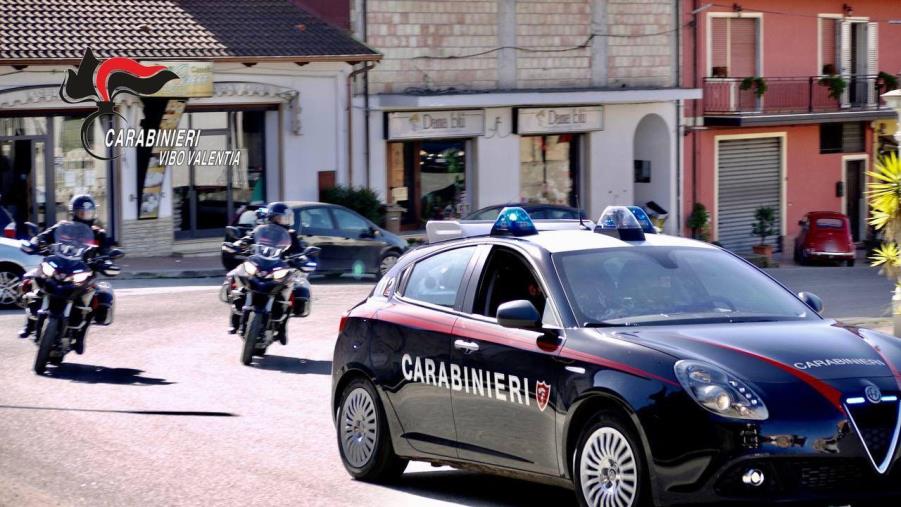 “Trailer Fee”. Sgominata banda dedita ad estorsioni tra la piana di Gioia Tauro e il vibonese, 7 arresti images “Trailer Fee”. Sgominata banda dedita ad estorsioni tra la piana di Gioia Tauro e il vibonese, 7 arresti