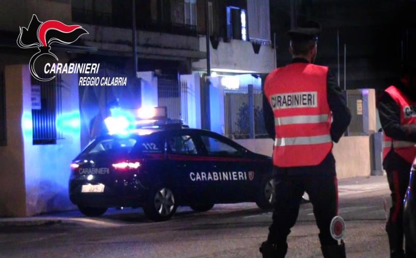 Gioia Tauro. Violano le disposizioni anti covid, chiusi 2 locali. Denunciato 54enne per combustione illecita di rifiuti images Gioia Tauro. Violano le disposizioni anti covid, chiusi 2 locali. Denunciato 54enne per combustione illecita di rifiuti