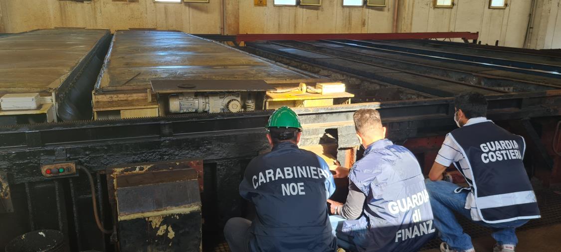 Illeciti ambientali nell’area industriale lametina: una denuncia e un sequestro da 24 milioni images Illeciti ambientali nell’area industriale lametina: una denuncia e un sequestro da 24 milioni