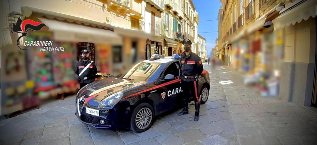 images Tropea. Cena proibita con 27 persone sedute ai tavoli: chiuso per cinque giorni un ristorante 