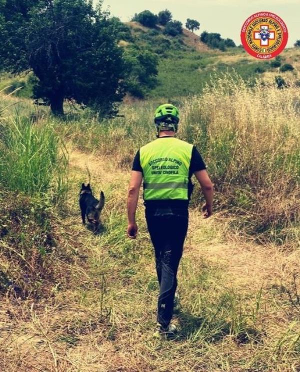 images Rocca di Neto. Ancora nessuna traccia del 75enne disperso: era andato a raccogliere origano   