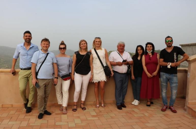 Sellia. Una delegazione del comune polacco di Wojnicz in visita tra le bellezze del borgo (FOTO)  images Sellia. Una delegazione del comune polacco di Wojnicz in visita tra le bellezze del borgo (FOTO)