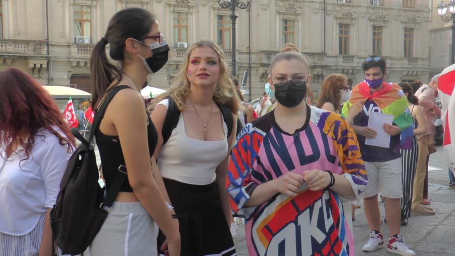 #Catanzaro non discrimina, la manifestazione in favore del Ddl Zan images #Catanzaro non discrimina, la manifestazione in favore del Ddl Zan