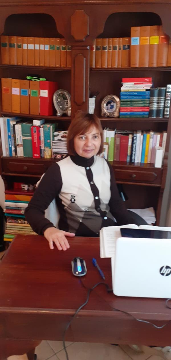 images Regionali. Macchina del Pd ferma ai box. Laburisti dem a confronto con De Magistris. Maria Teresa D'Agostino si autosospende 