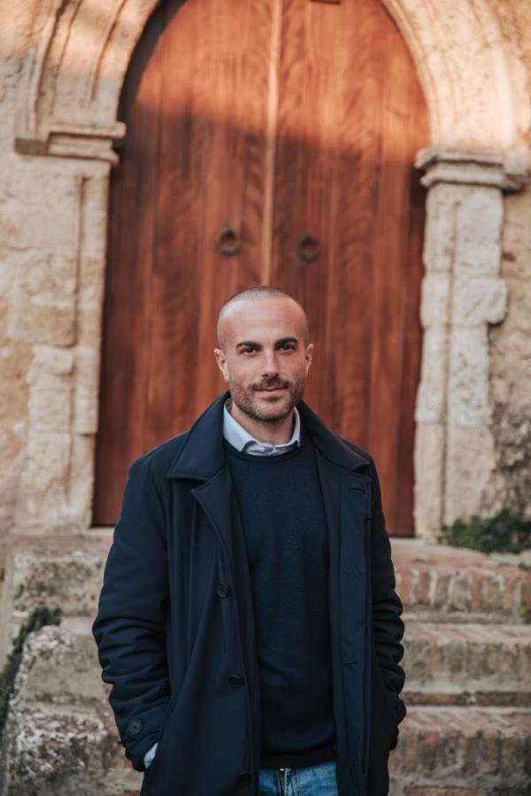 images Catanzaro. Abusivismo pubblicitario in città, Rizza: "Cosa è cambiato 3 anni dopo l’approvazione del nuovo regolamento?" 