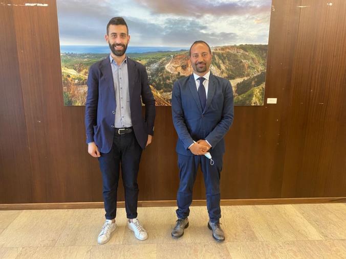 Catanzaro. Due psicologhe hanno preso servizio al Comune images Catanzaro. Due psicologhe hanno preso servizio al Comune