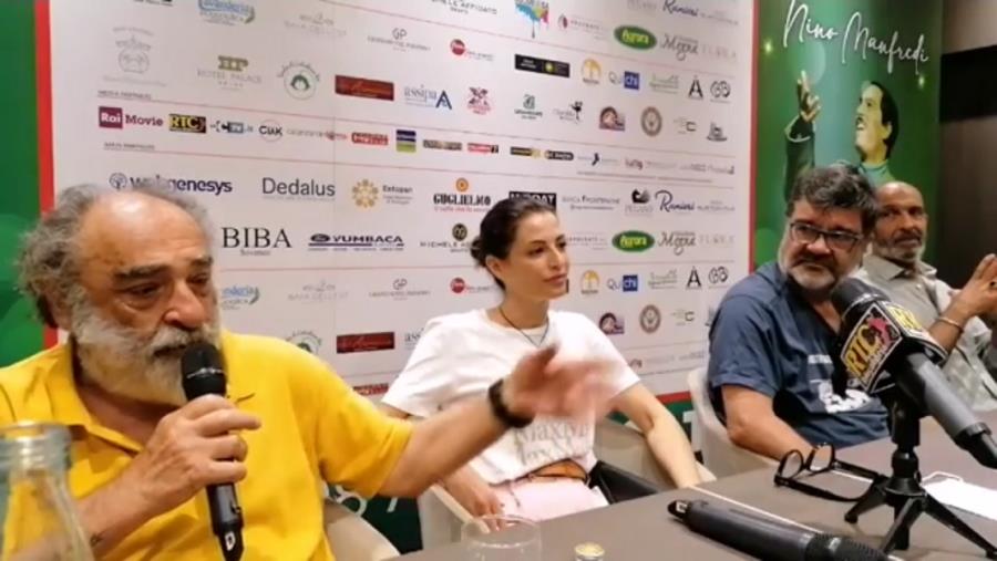 MGFF. Quarta giornata con il film “Ostaggi” di Eleonora Ivone
images MGFF. Quarta giornata con il film “Ostaggi” di Eleonora Ivone