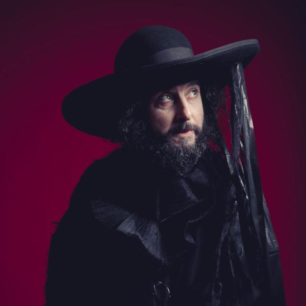 images Oratorio dei folli e santi innocenti: domani a Catanzaro il concerto inedito di Capossela nella Basilica dell'Immacolata