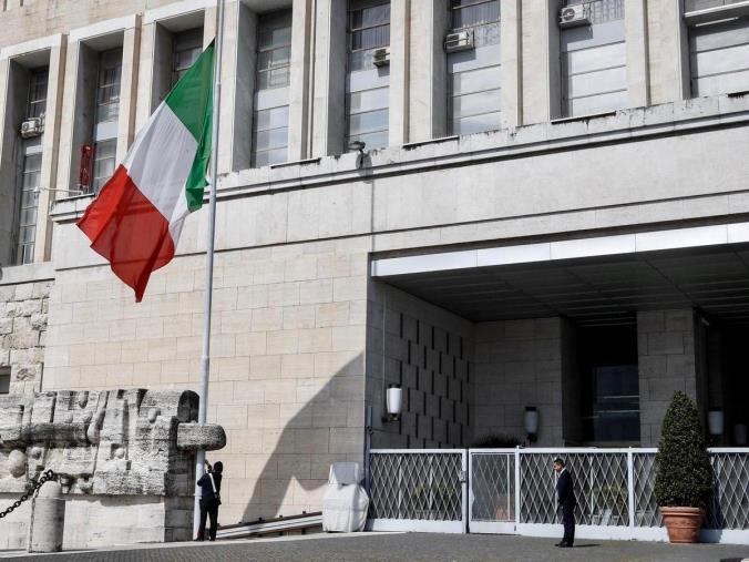 Tragedia a Satriano. Lega Giovani Calabria: "Bandiere a mezz’asta in memoria di Simona Cavallaro" images Tragedia a Satriano. Lega Giovani Calabria: "Bandiere a mezz’asta in memoria di Simona Cavallaro"