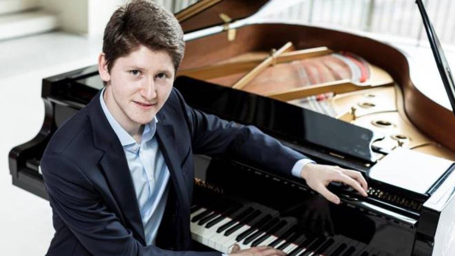 Amici della Musica. Venerdì il pianista bulgaro Imanuil Ivanov in concerto a Catanzaro images Amici della Musica. Venerdì il pianista bulgaro Imanuil Ivanov in concerto a Catanzaro