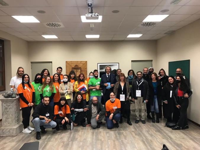 Accademia delle Belle Arti. Premiati i vincitori dei contest di “Laboratori aperti”
images Accademia delle Belle Arti. Premiati i vincitori dei contest di “Laboratori aperti”