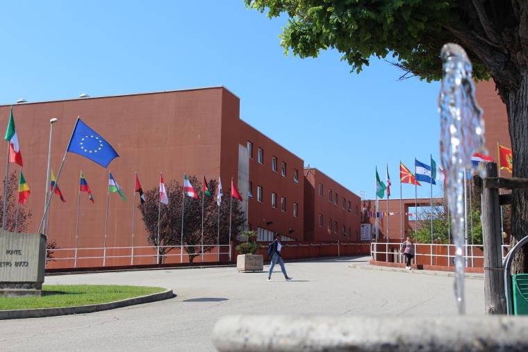 images Regione, i capigruppo di minoranza: “Indegno lo spot di Occhiuto dall’Unical, osservi la sanità che crolla ”

 