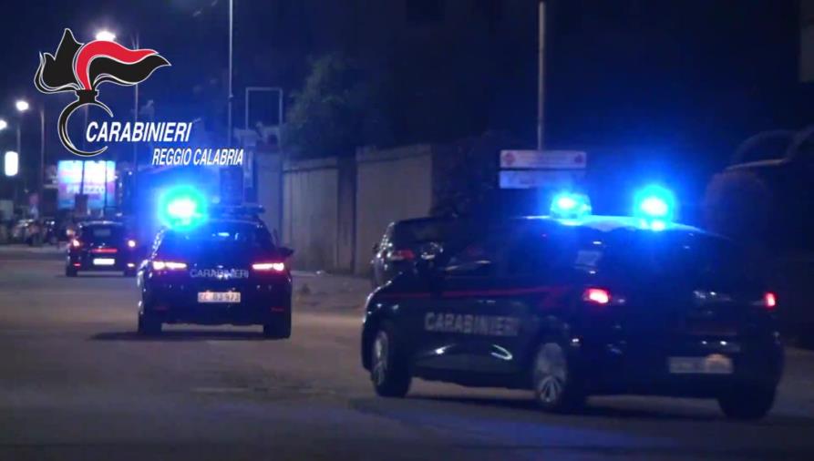 Si prostituivano tra le contrade di San Ferdinando, multate sei giovani rumene images Si prostituivano tra le contrade di San Ferdinando, multate sei giovani rumene