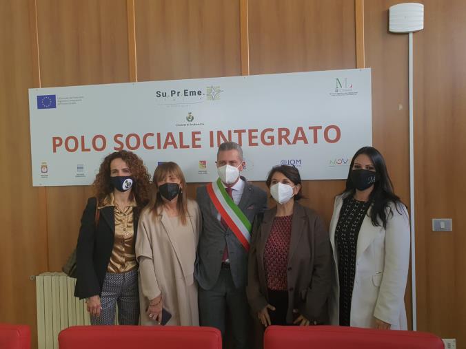 images Immigrazione. Su.pre.me. Italia premia&nbsp;“Luci su Rosarno” e&nbsp;inaugura il Polo Sociale Integrato di Taurianova