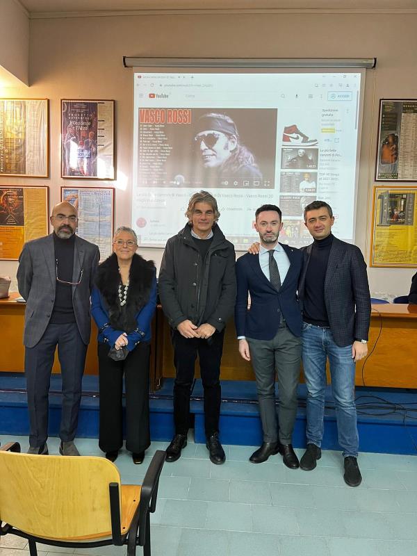 Camera Penale, convegno sulla legalità con gli studenti del Liceo Classico Galluppi di Catanzaro images Camera Penale, convegno sulla legalità con gli studenti del Liceo Classico Galluppi di Catanzaro