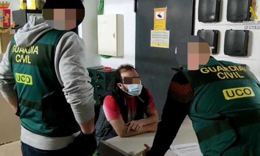 'Ndrangheta. Rientrato in Italia il latitante reggino Giuseppe Romeo images 'Ndrangheta. Rientrato in Italia il latitante reggino Giuseppe Romeo