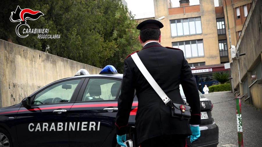 images Locri, bimba di 2 anni in pericolo di vita salvata dai carabinieri: i genitori arbitrariamente avevano deciso di abbandonare l’ospedale