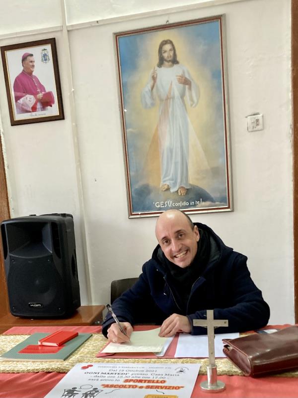 Guerra in Ucraina, da Amaroni don Roberto lancia il grido di speranza pregando per il dono della pace  images Guerra in Ucraina, da Amaroni don Roberto lancia il grido di speranza pregando per il dono della pace