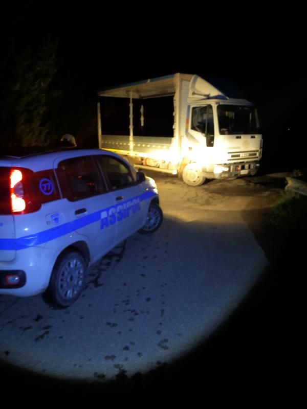 Castrovillari, vigilanti Assipol rinvengono un mezzo rubato images Castrovillari, vigilanti Assipol rinvengono un mezzo rubato