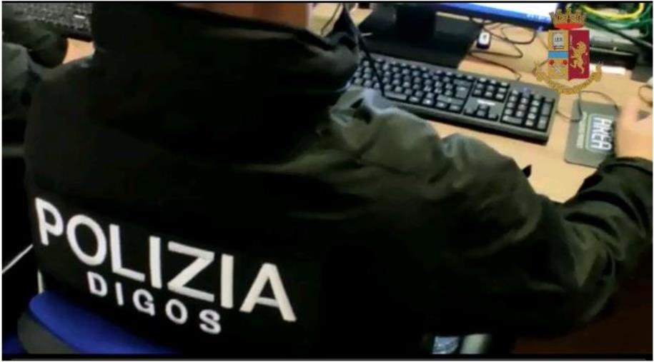 images Catanzaro-Crotone, ferito un ispettore della Digos 