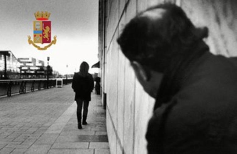 images Crotone, fine delle molestie: un uomo ai domiciliari e divieto di avvicinamento per una donna
