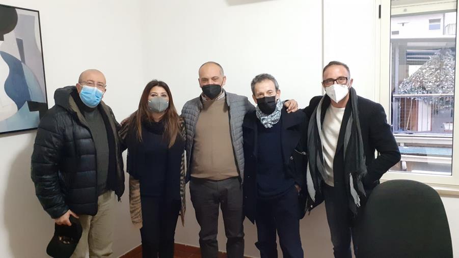 Marketing territoriale, proficuo l'incontro tra la Rete Turistica di Corigliano-Rossano e il consigliere regionale Straface
images Marketing territoriale, proficuo l'incontro tra la Rete Turistica di Corigliano-Rossano e il consigliere regionale Straface