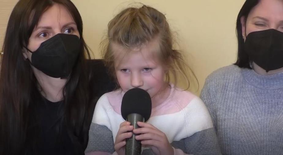 images Terra Promessa/4, guerra in Ucraina: l'accoglienza a "Mondo Rosa" e la voce della piccola Masha 