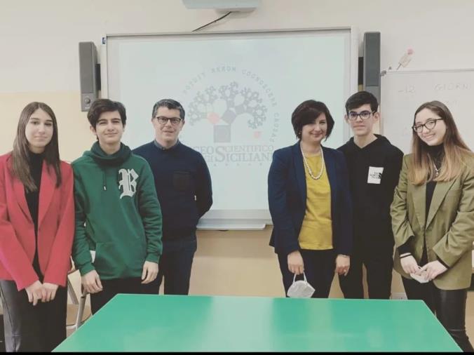 images "Ti presento il Liceo Matematico": menzione speciale al "Siciliani" di Catanzaro per il video dedicato a Fibonacci
