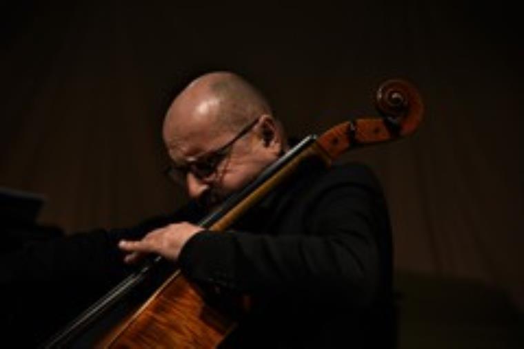 AMA Calabria,  giovedì 19 maggio il Quater Trio all'Auditorium Santo Spirito di Vibo images AMA Calabria,  giovedì 19 maggio il Quater Trio all'Auditorium Santo Spirito di Vibo