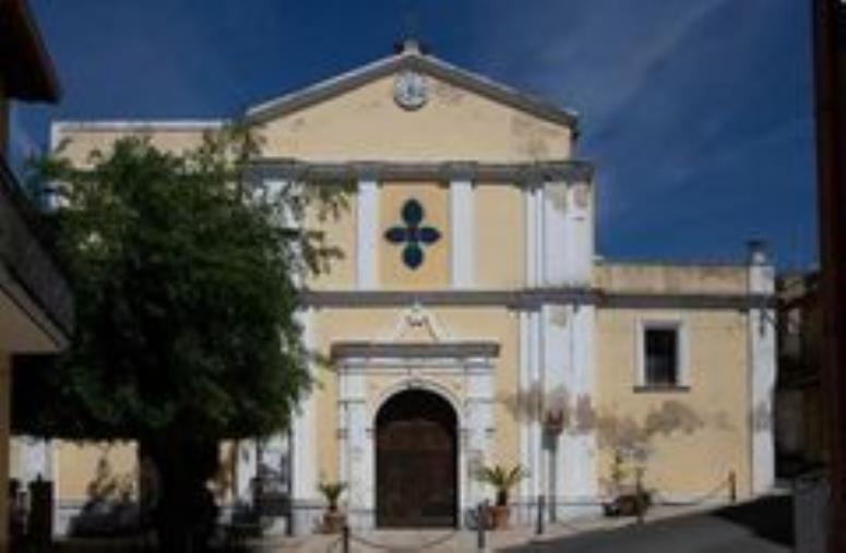 images Soveria Simeri, attentato all'auto di un 87enne: scompiglio nella comunità