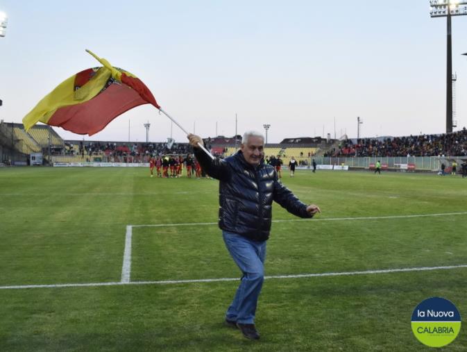images Us Catanzaro 1929, prevendita a gonfie vele: venduti circa 8mila biglietti di cui 29 ai tifosi del Padova