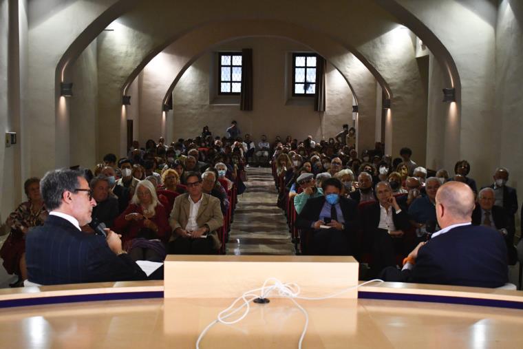 Lamezia, al "Sabato del Villaggio"ospite Marco Follini con un commosso ricordo di Aldo Moro images Lamezia, al "Sabato del Villaggio"ospite Marco Follini con un commosso ricordo di Aldo Moro