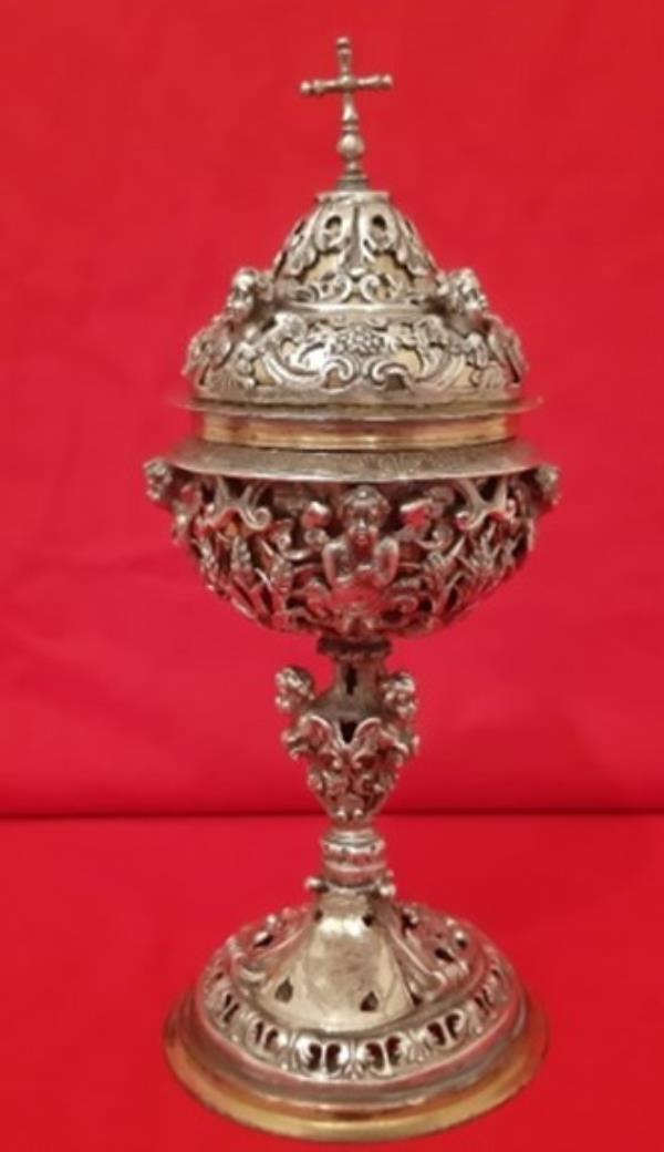 I carabinieri del Nucleo tutela patrimonio culturale di Cosenza presentano l'attività operativa: oltre 3500 beni antiquariali recuperati images I carabinieri del Nucleo tutela patrimonio culturale di Cosenza presentano l'attività operativa: oltre 3500 beni antiquariali recuperati