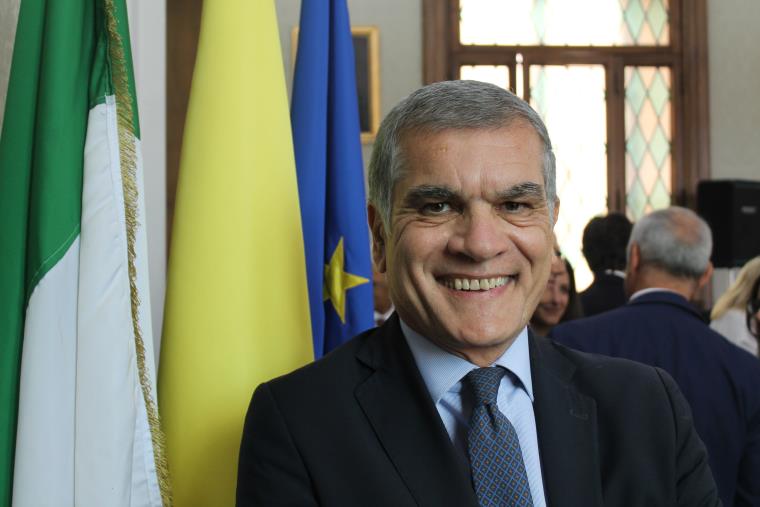 images Ambiente, attive a Catanzaro le fototrappole contro i "furbetti del sacchetto"
