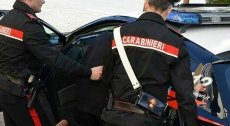 images Droga a Botricello, arrestato in flagranza un uomo nella vigilia di Capodanno