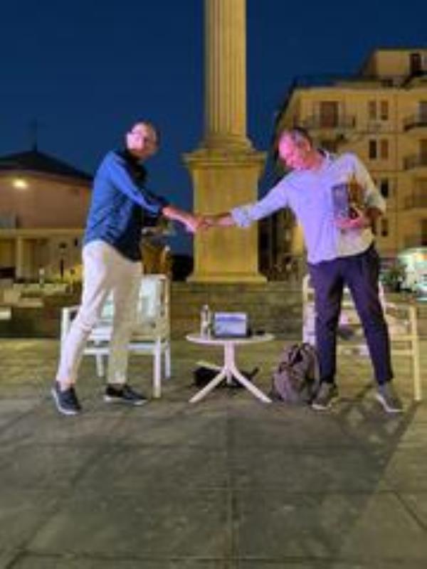 images “Libri e Bollicine”, incontro fra il Rotary Club Catanzaro e Luigi de Magistris