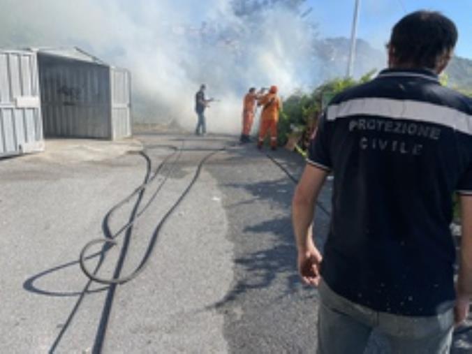 images Due incendi domati a San Mango d'Aquino 