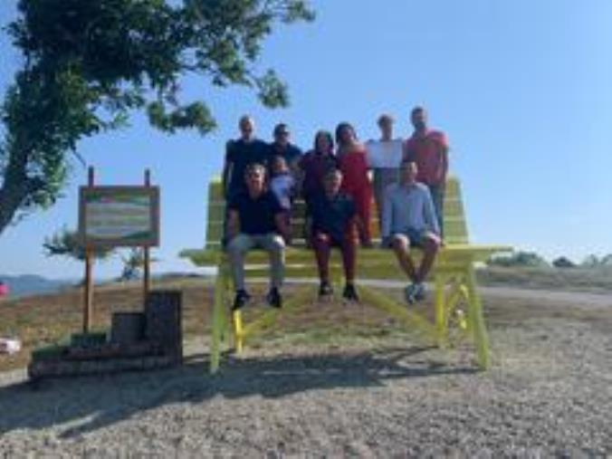 L’Ambassador “Big Bench Panchinisti Itineranti” Barbara Segino in visita presso la Panchina Gigante dei Due Mari di San Pietro Apostolo images L’Ambassador “Big Bench Panchinisti Itineranti” Barbara Segino in visita presso la Panchina Gigante dei Due Mari di San Pietro Apostolo
