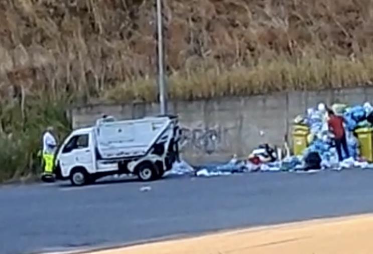 Denuncia shock dalla periferia di Catanzaro: operatori Sieco “complici” del degrado (VIDEO) images Denuncia shock dalla periferia di Catanzaro: operatori Sieco “complici” del degrado (VIDEO)