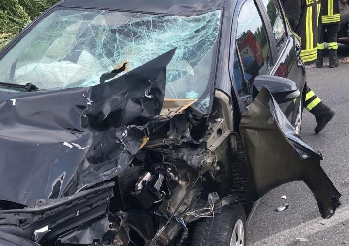 Simeri Crichi, scontro tra auto e moto sulla Statale 106: un ferito  images Simeri Crichi, scontro tra auto e moto sulla Statale 106: un ferito