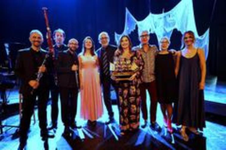 Festival d’Autunno, grandi consensi per ‘Attra_verso l’universo’ con Carlos Branca e Luca Ward images Festival d’Autunno, grandi consensi per ‘Attra_verso l’universo’ con Carlos Branca e Luca Ward