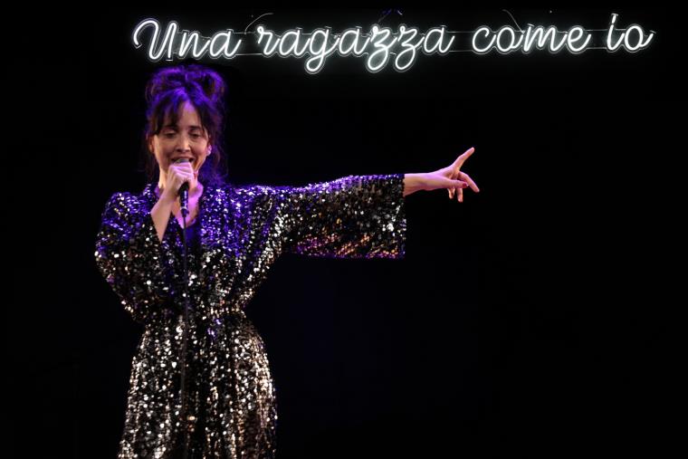La rivincita degli arricchiti: Chiara Francini conquista il Politeama con "Una ragazza come io" images La rivincita degli arricchiti: Chiara Francini conquista il Politeama con "Una ragazza come io"